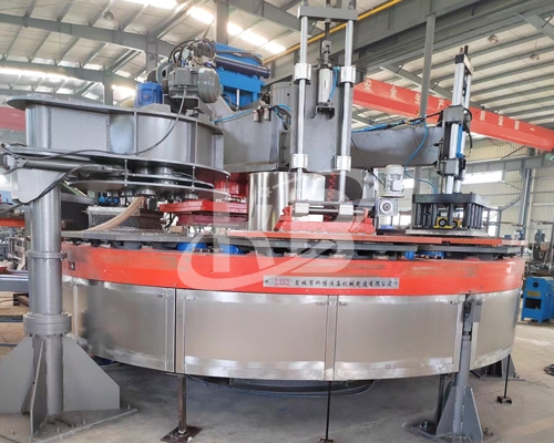 七工位pc砖转盘机